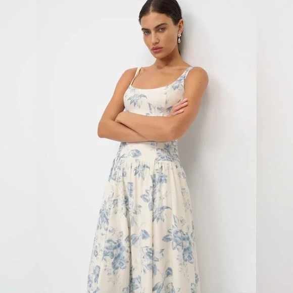 Reformation Bellarose Dress In Courtier, NWOT, NEVER WORN, NO FLAWS. - Picture 2 of 4